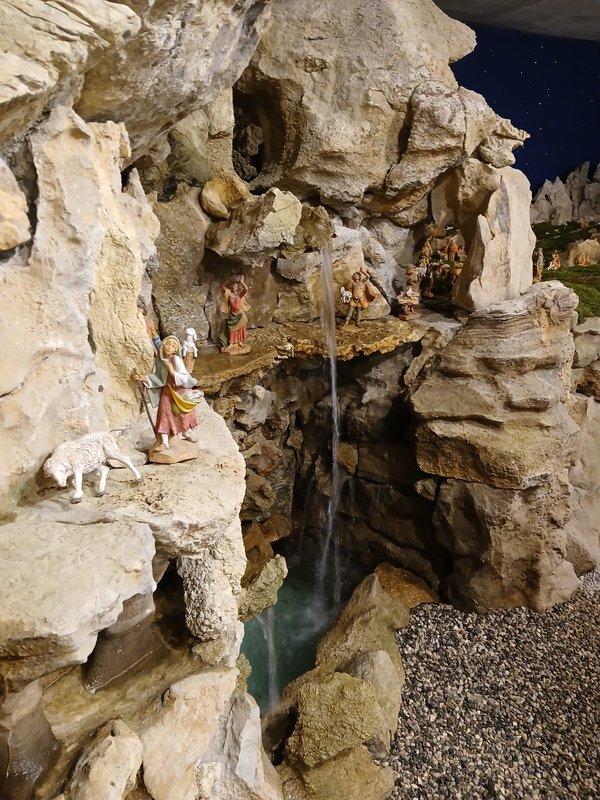 006521de-4d78-4e70-aa97-8183737d1c68